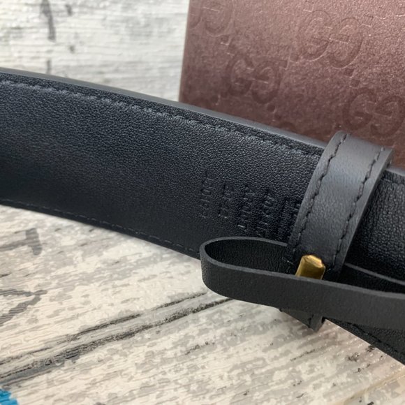 Leather belts with pearl Gucci buckle - Picture 3 of 7